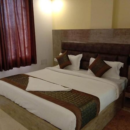 Hotel Broadway New Delhi Exterior foto